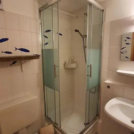 Ferienwohnung In Lemkenhafen For 2 Personen