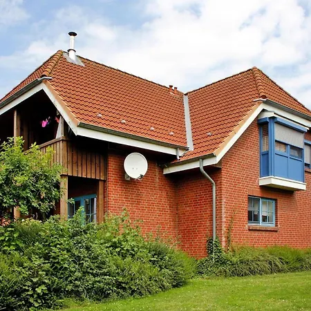 Ferienwohnung In Lemkenhafen For 2 Personen